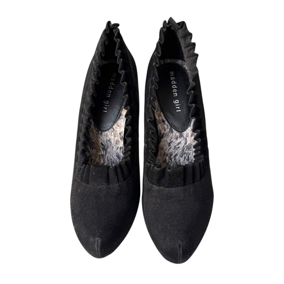 Madden Girl Guava  Cushion Pumps Ruffle Black Microsuede Women Size 9 High Heels - Picture 5 of 10